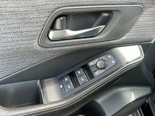 2023 Nissan Rogue FWD SV