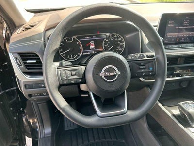 2023 Nissan Rogue FWD SV