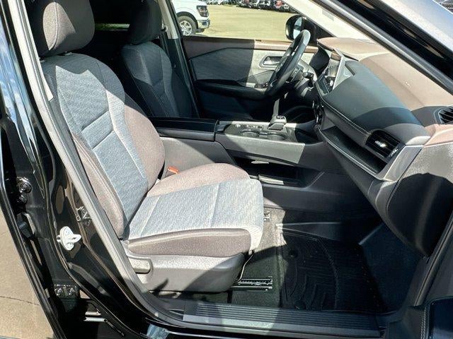 2023 Nissan Rogue FWD SV