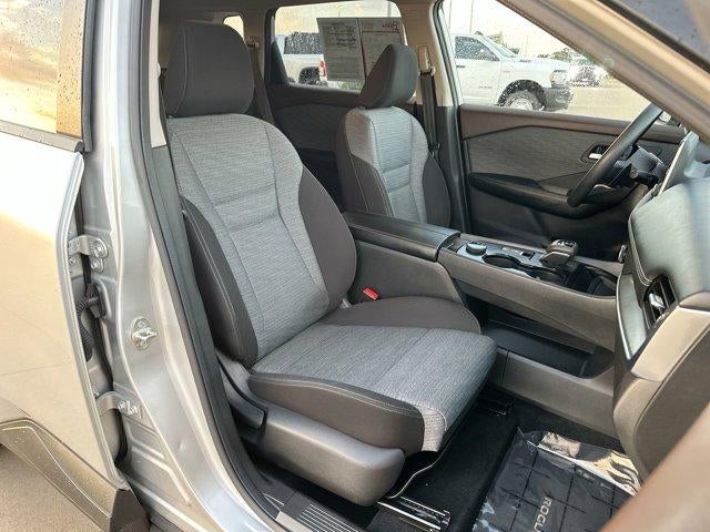 2023 Nissan Rogue AWD SV *Ltd Avail*