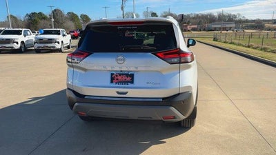 2023 Nissan Rogue AWD SV