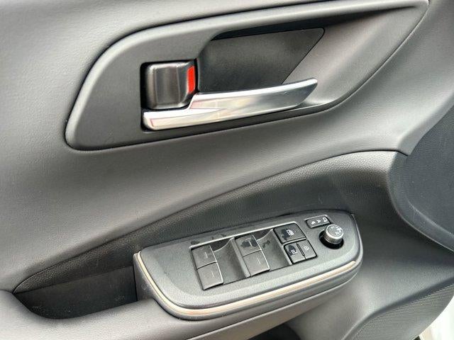 2023 Toyota Crown XLE AWD (Natl)