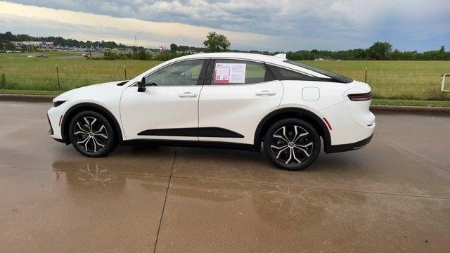 2023 Toyota Crown XLE AWD (Natl)