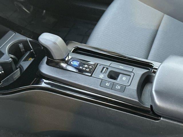 2024 Toyota Prius LE (Natl)