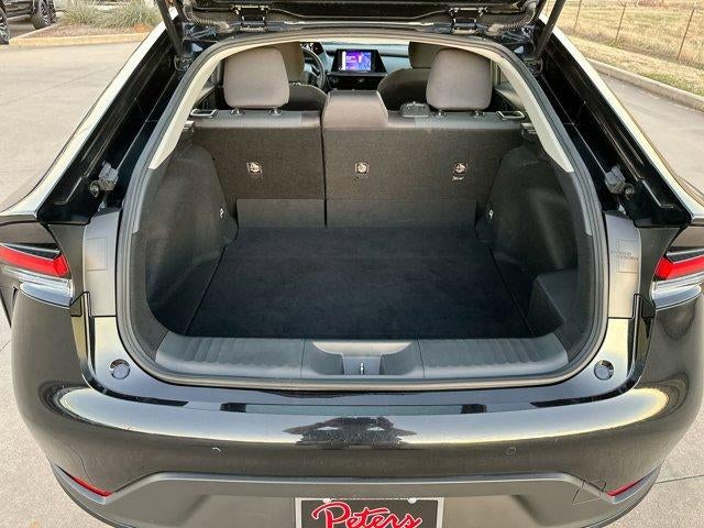 2024 Toyota Prius LE (Natl)