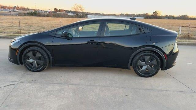 2024 Toyota Prius LE (Natl)