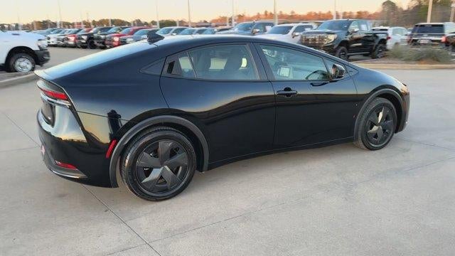 2024 Toyota Prius LE (Natl)