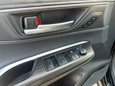 2022 Toyota Venza XLE AWD (SE)