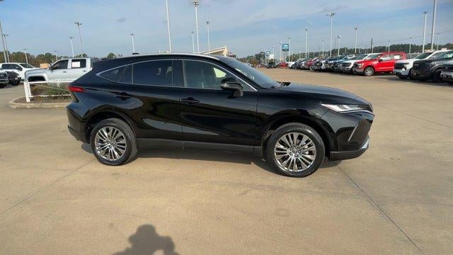 2022 Toyota Venza XLE AWD (SE)