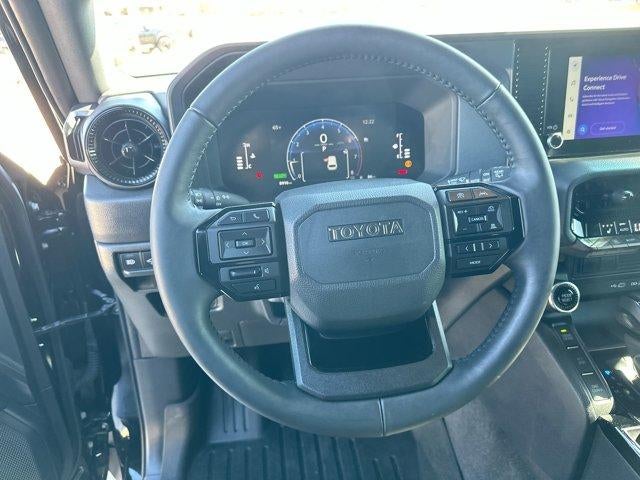 2025 Toyota Land Cruiser 4WD (GS)