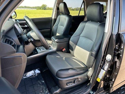 2022 Toyota 4Runner SR5 Premium 4WD (Natl)