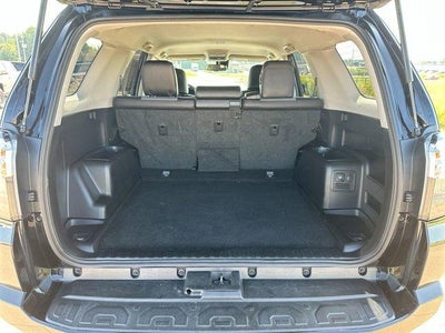 2022 Toyota 4Runner SR5 Premium 4WD (Natl)