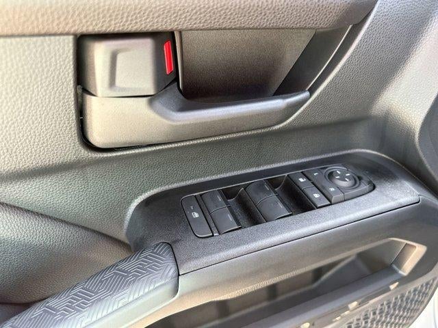 2025 Toyota 4Runner SR5 4WD (GS)