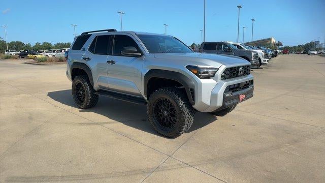 2025 Toyota 4Runner SR5 4WD (GS)