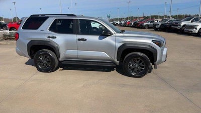 2025 Toyota 4Runner SR5 4WD (GS)