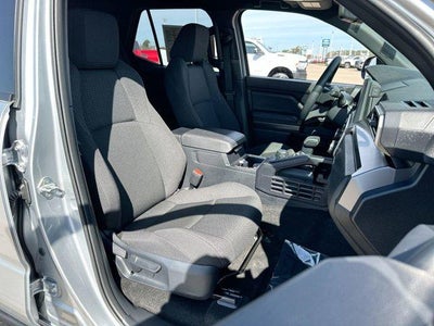 2025 Toyota 4Runner SR5 4WD (GS)