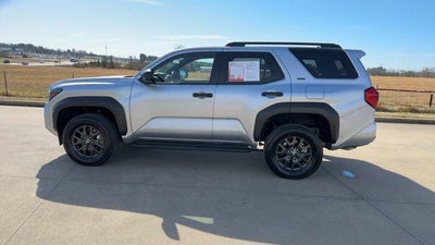 2025 Toyota 4Runner SR5 4WD (GS)