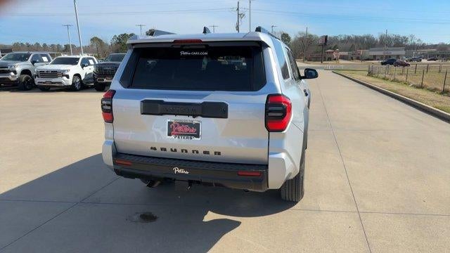 2025 Toyota 4Runner SR5 4WD (GS)