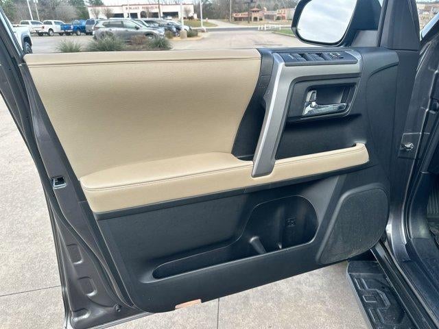 2020 Toyota 4Runner SR5 Premium 2WD (Natl)