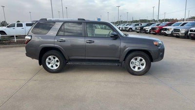 2020 Toyota 4Runner SR5 Premium 2WD (Natl)
