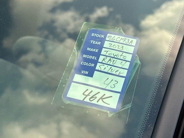 2023 Toyota RAV4 Hybrid XSE AWD (Natl)