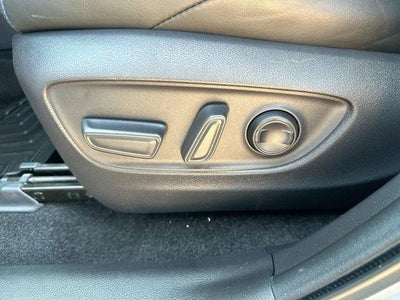 2022 Toyota RAV4 Hybrid XSE AWD (Natl)