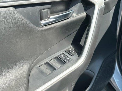 2022 Toyota RAV4 Hybrid XSE AWD (Natl)