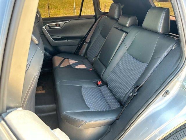 2022 Toyota RAV4 Hybrid XSE AWD (Natl)