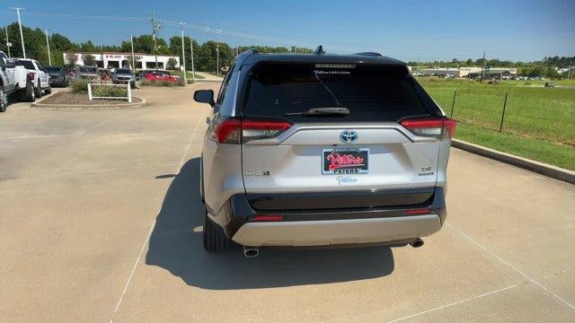 2022 Toyota RAV4 Hybrid XSE AWD (Natl)