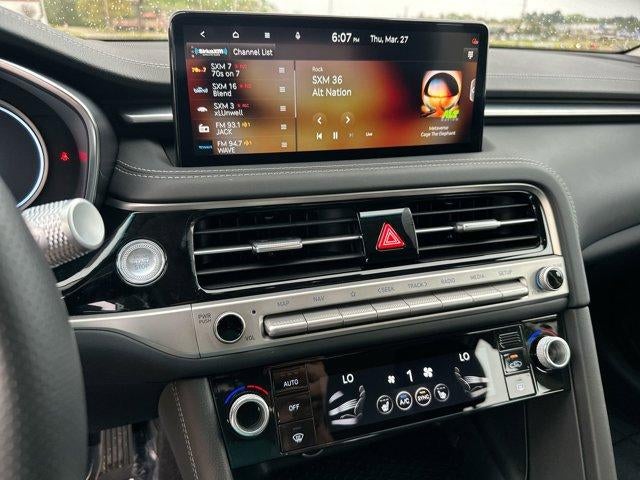 2024 Genesis G70 2.5T RWD