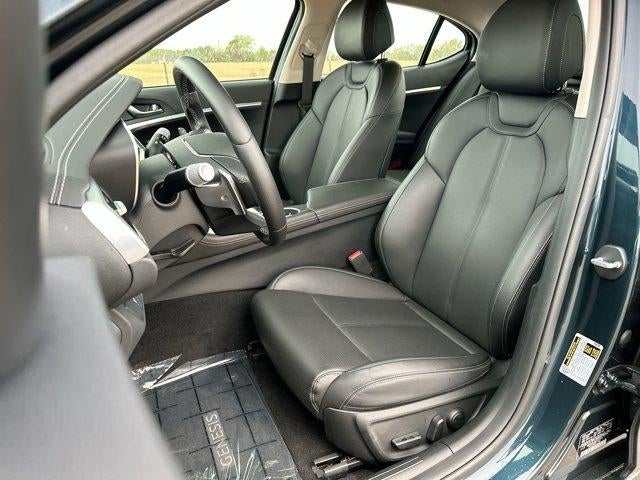 2024 Genesis G70 2.5T RWD