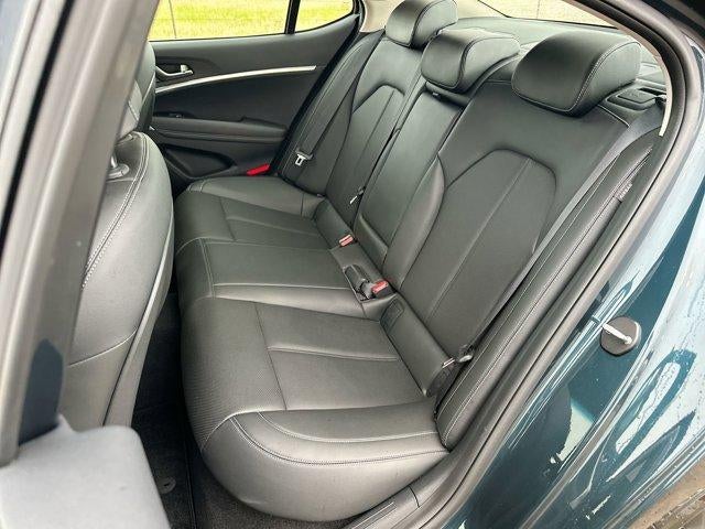 2024 Genesis G70 2.5T RWD