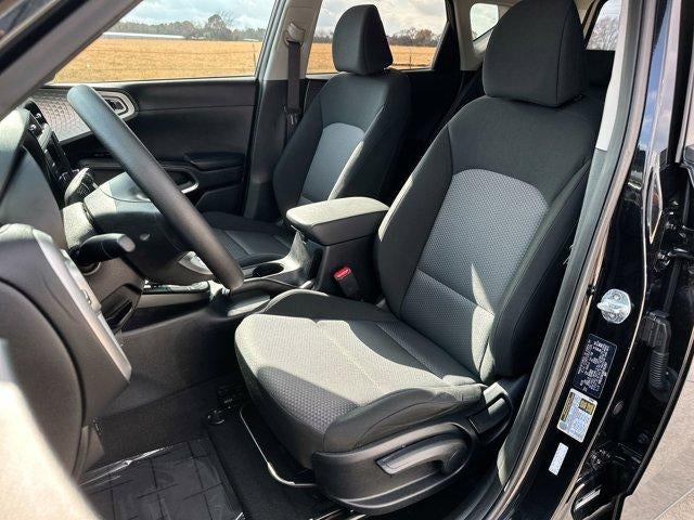2024 Kia Soul LX IVT