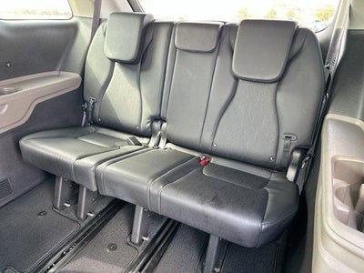 2025 Kia Carnival LXS FWD