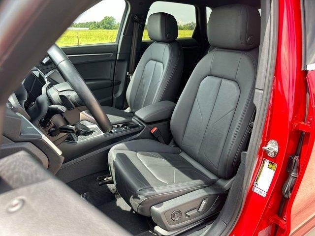 2023 Audi Q3 S line Premium 45 TFSI quattro