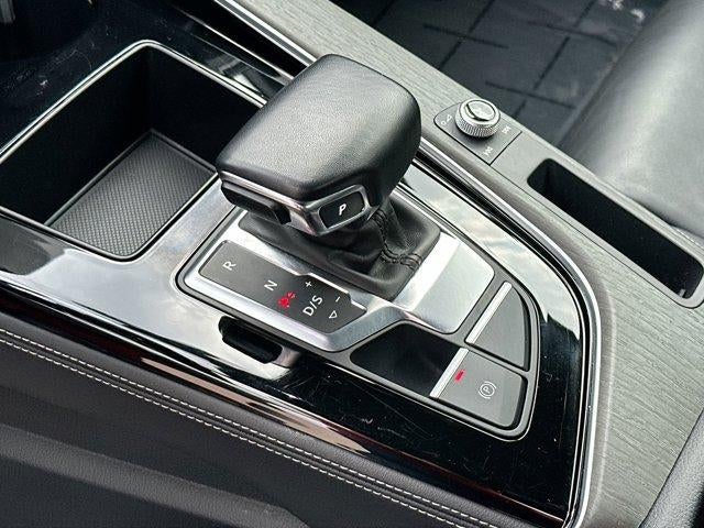 2024 Audi A4 Sedan S line Premium Plus 45 TFSI quattro