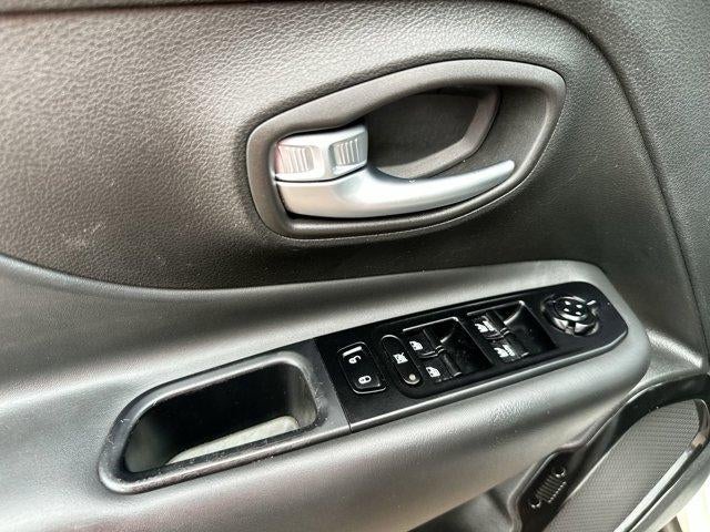 2022 Jeep Renegade Altitude 4x4