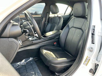 2022 Alfa Romeo Giulia AWD